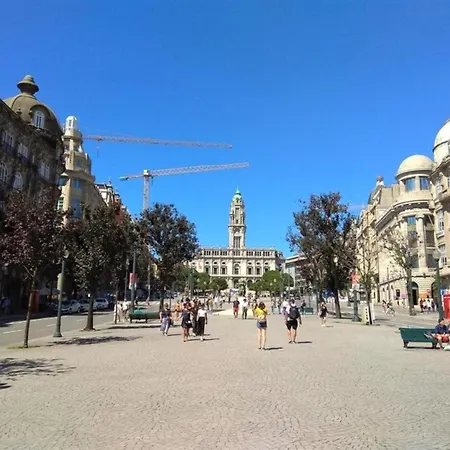 Charming 1-bedroom In Porto